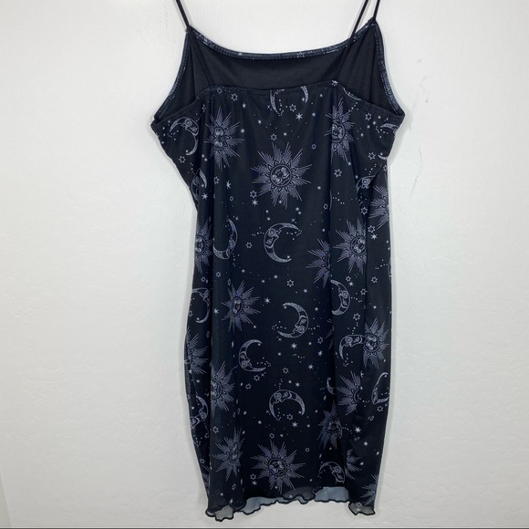 Sun & Moon Dress - Picture 5 of 8